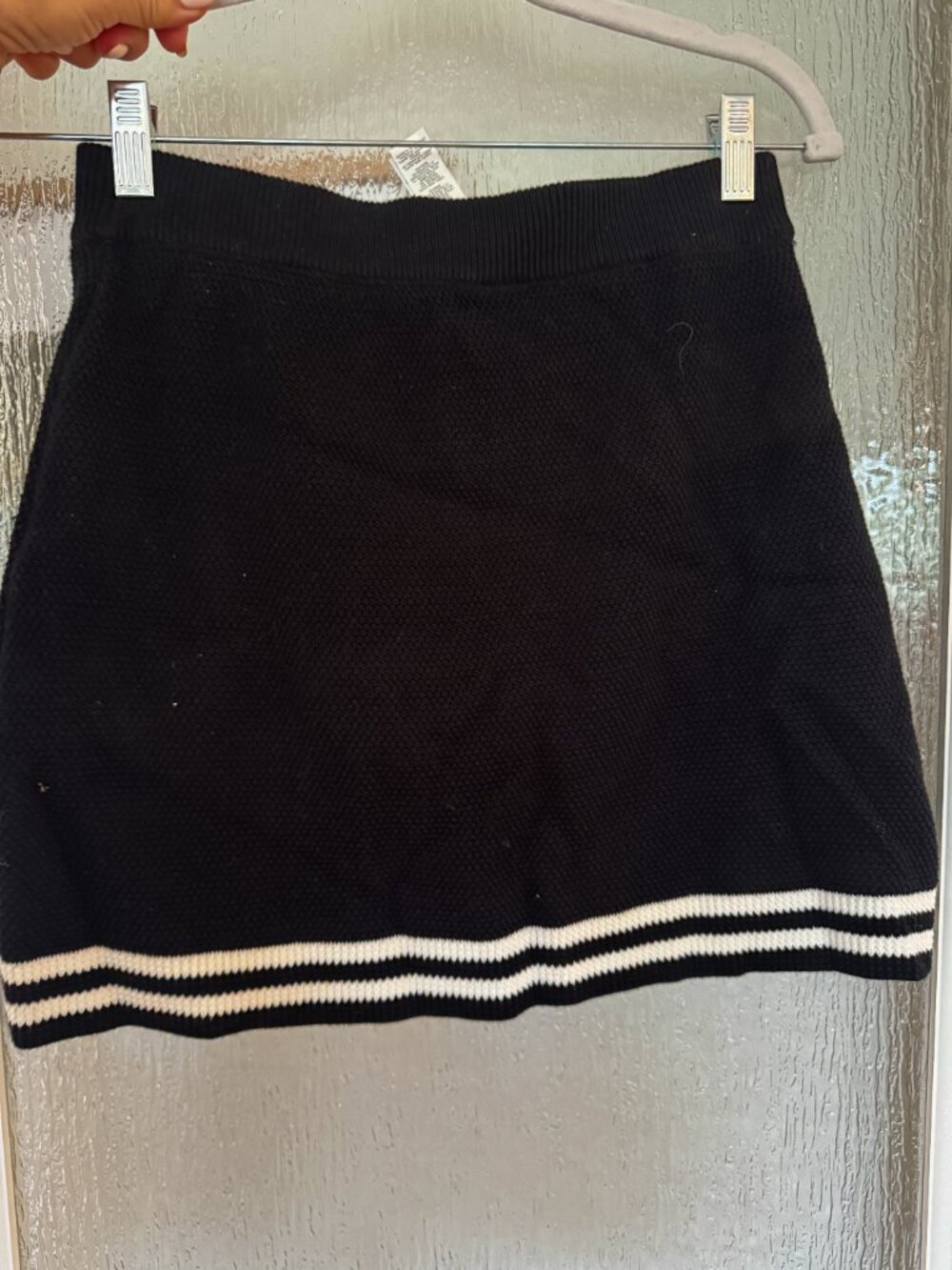 ALO Tennis Club Sweater Knit Skirt in Black/Ivory size S - Picture 8 of 9